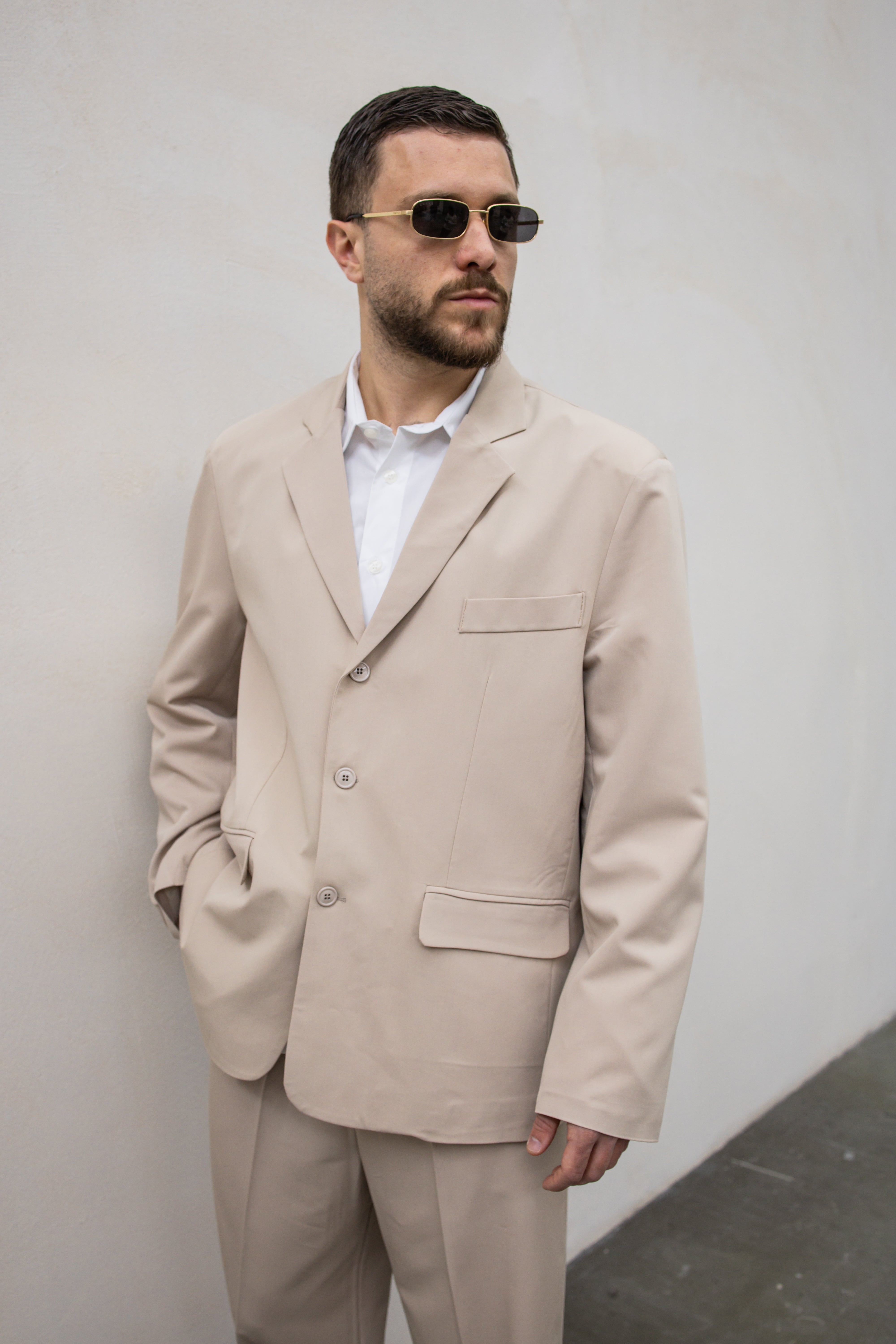 Abito Elegant 3 Bottoni - Beige