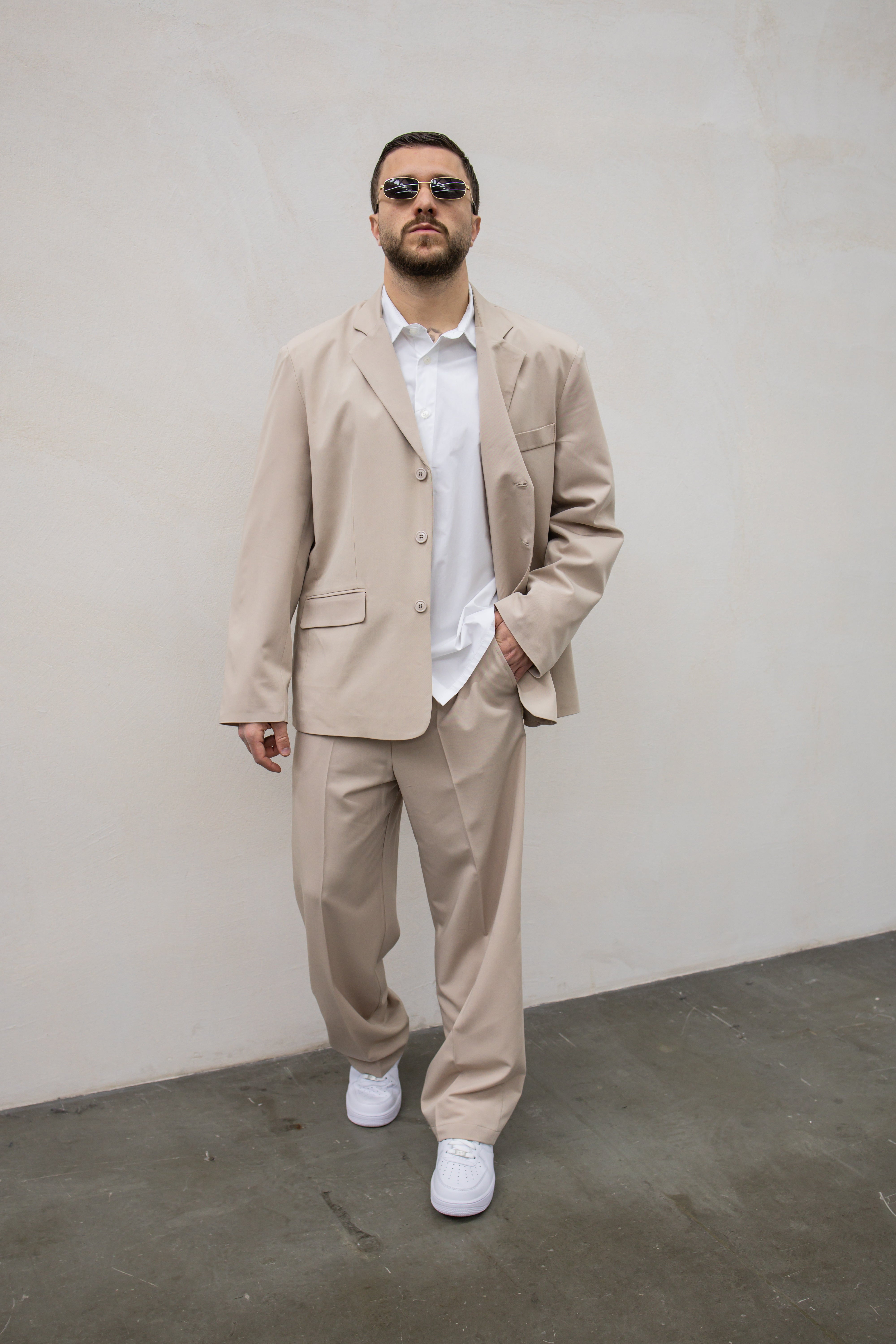Abito Elegant 3 Bottoni - Beige