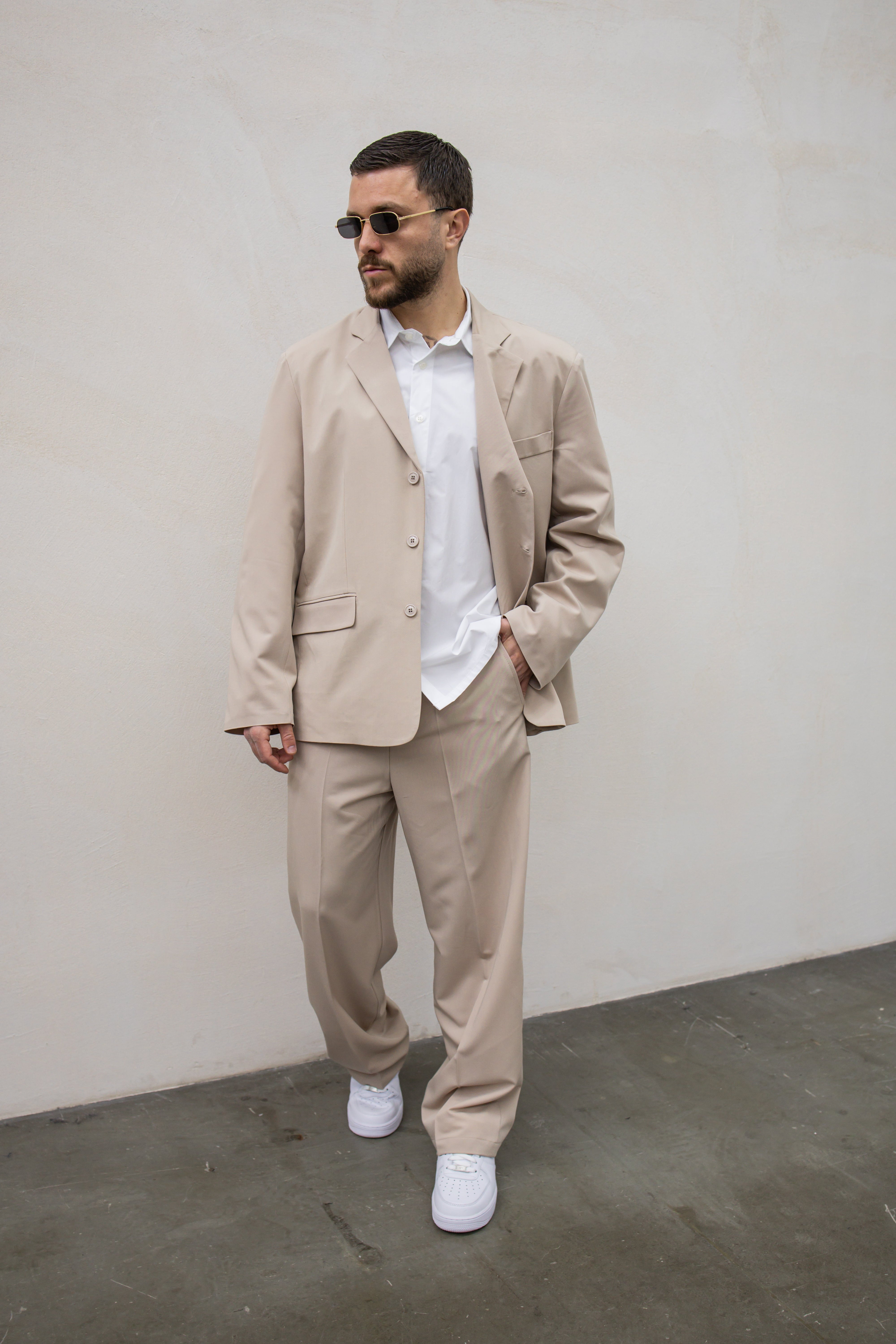 Abito Elegant 3 Bottoni - Beige