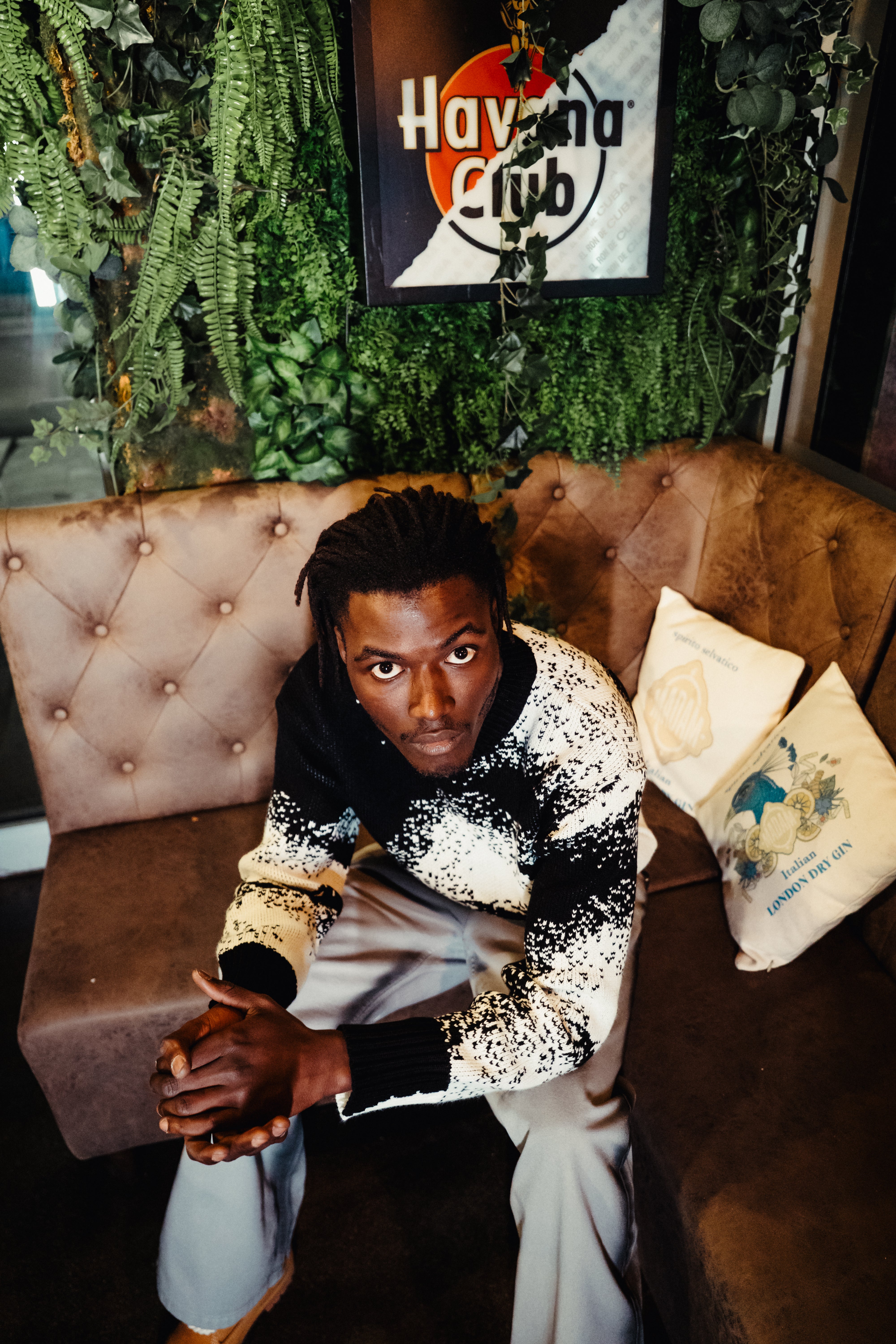 BABA Crop Sweater - Black/White