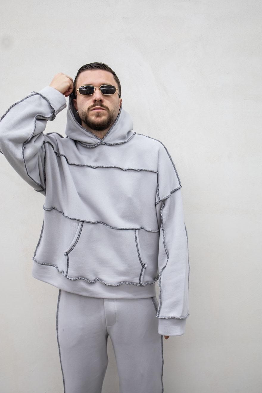 Coordinated Grey Turndown