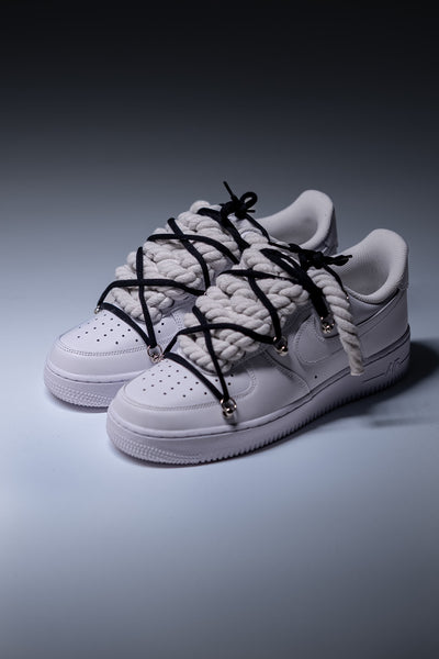 nike black and white laces