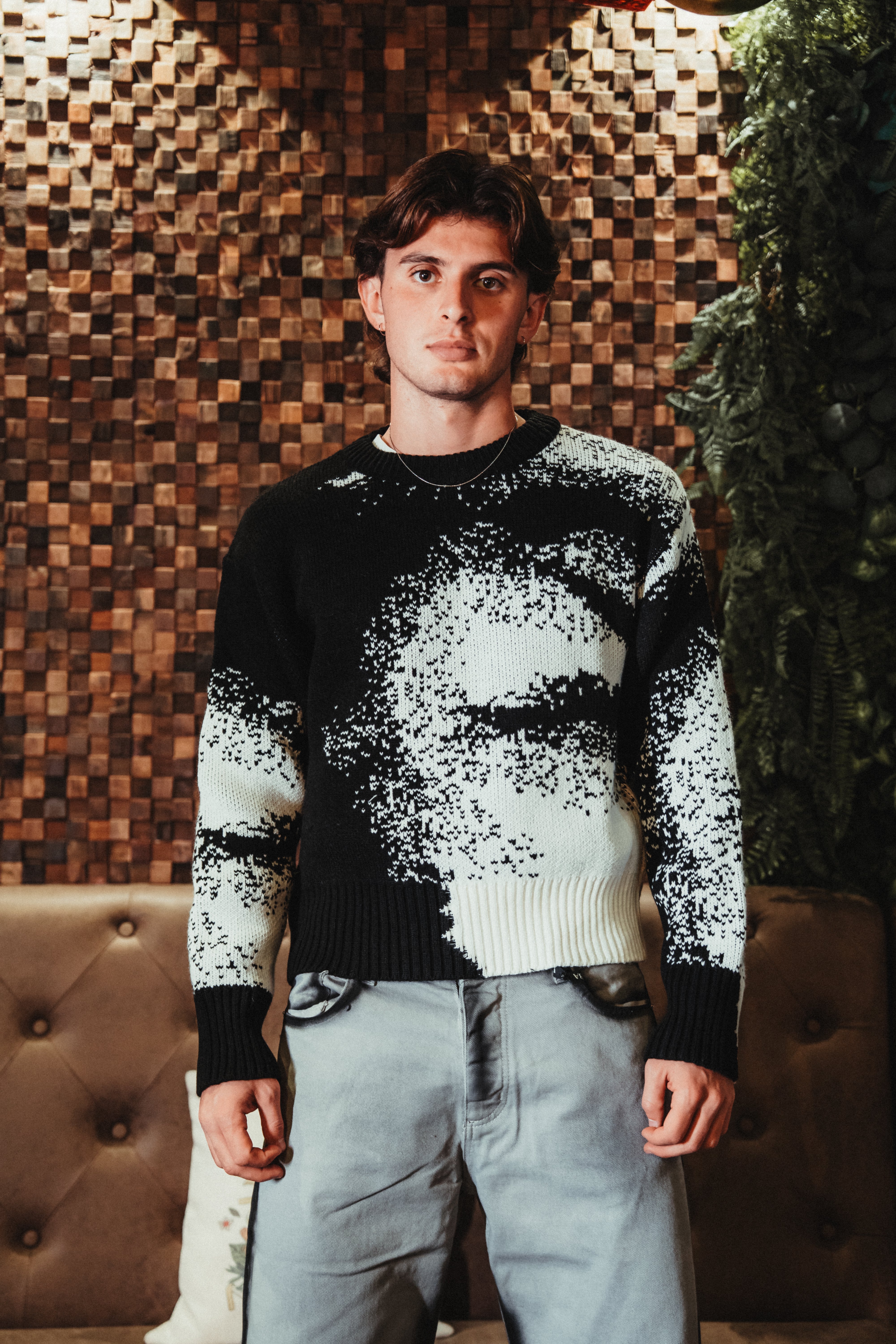 BABA Crop Sweater - Black/White