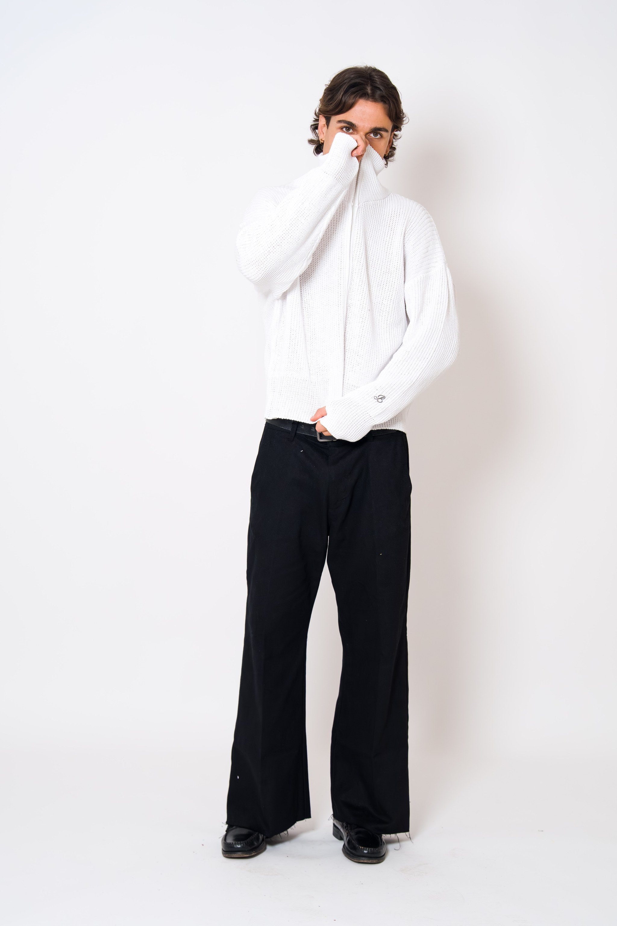 BABA Full Zip Sweater - White