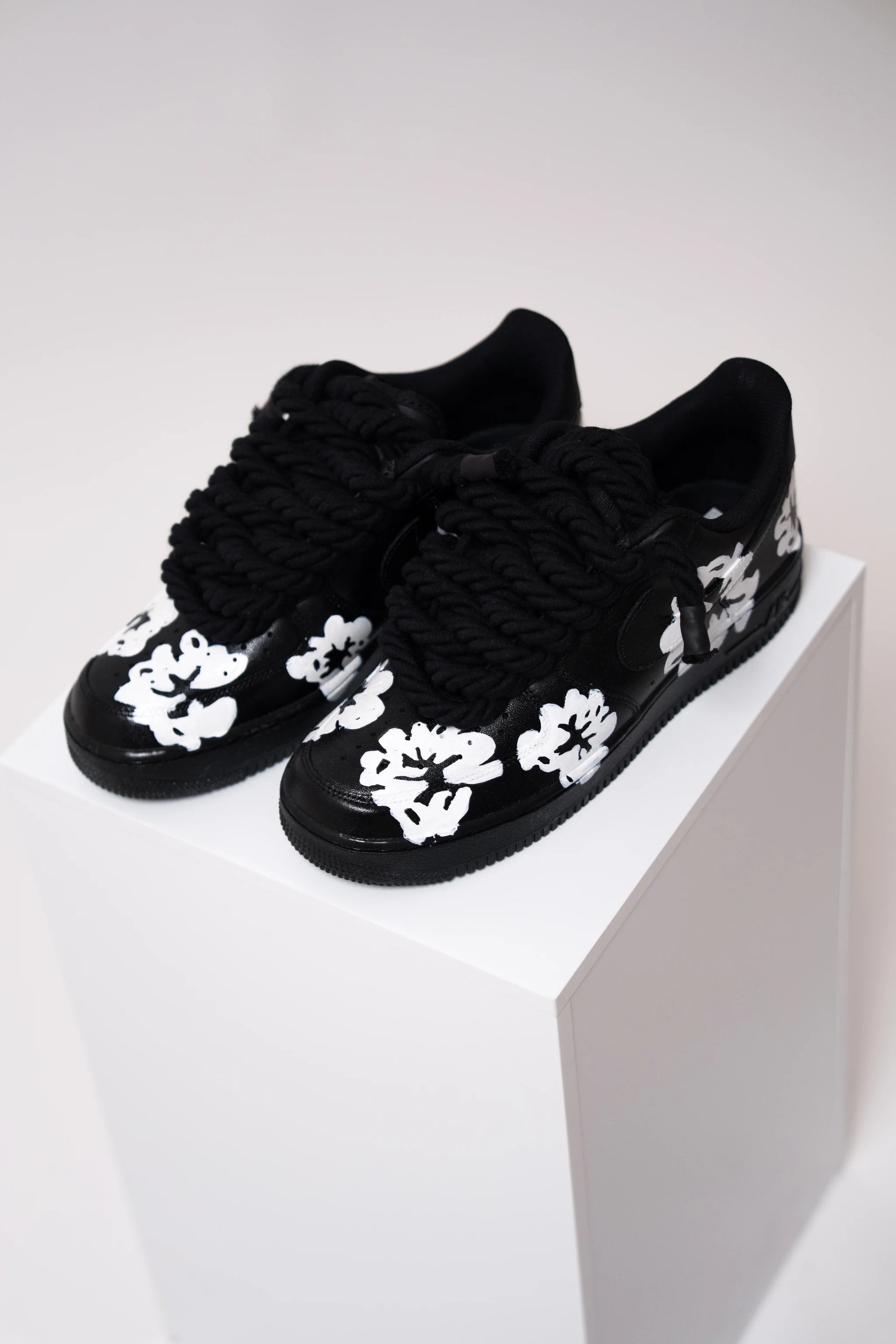 Nike Air Force 1 Denim Tears White "Rope Laces Black"